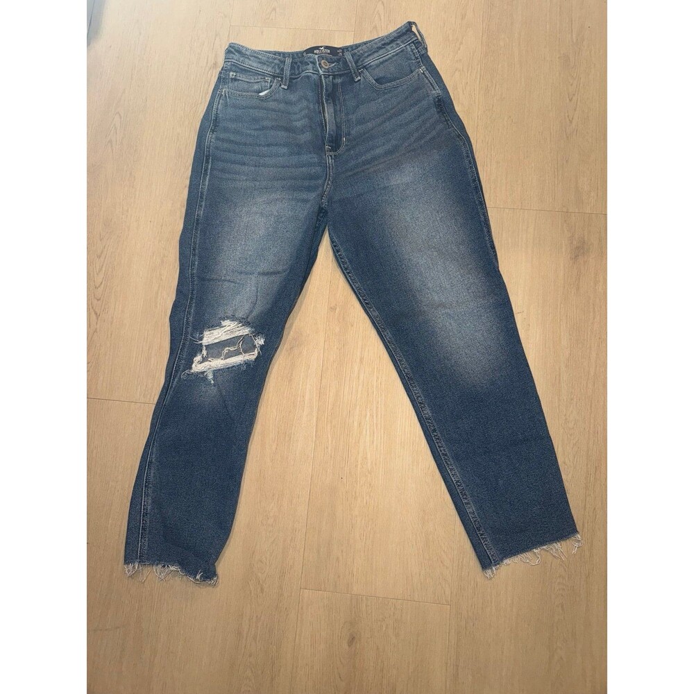 Women’s Hollister Distressed Jean